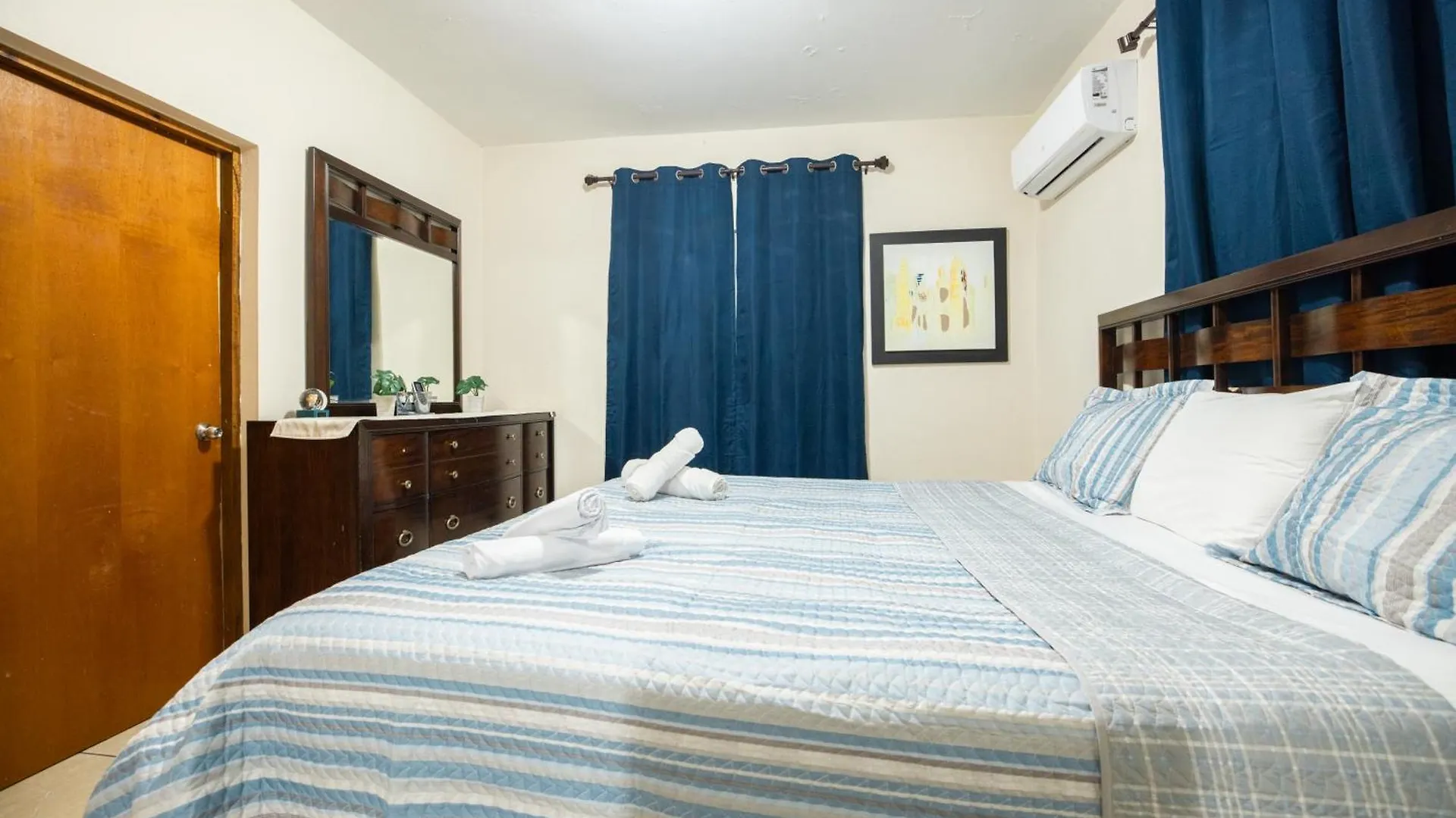 Arenales Guest House Isabela